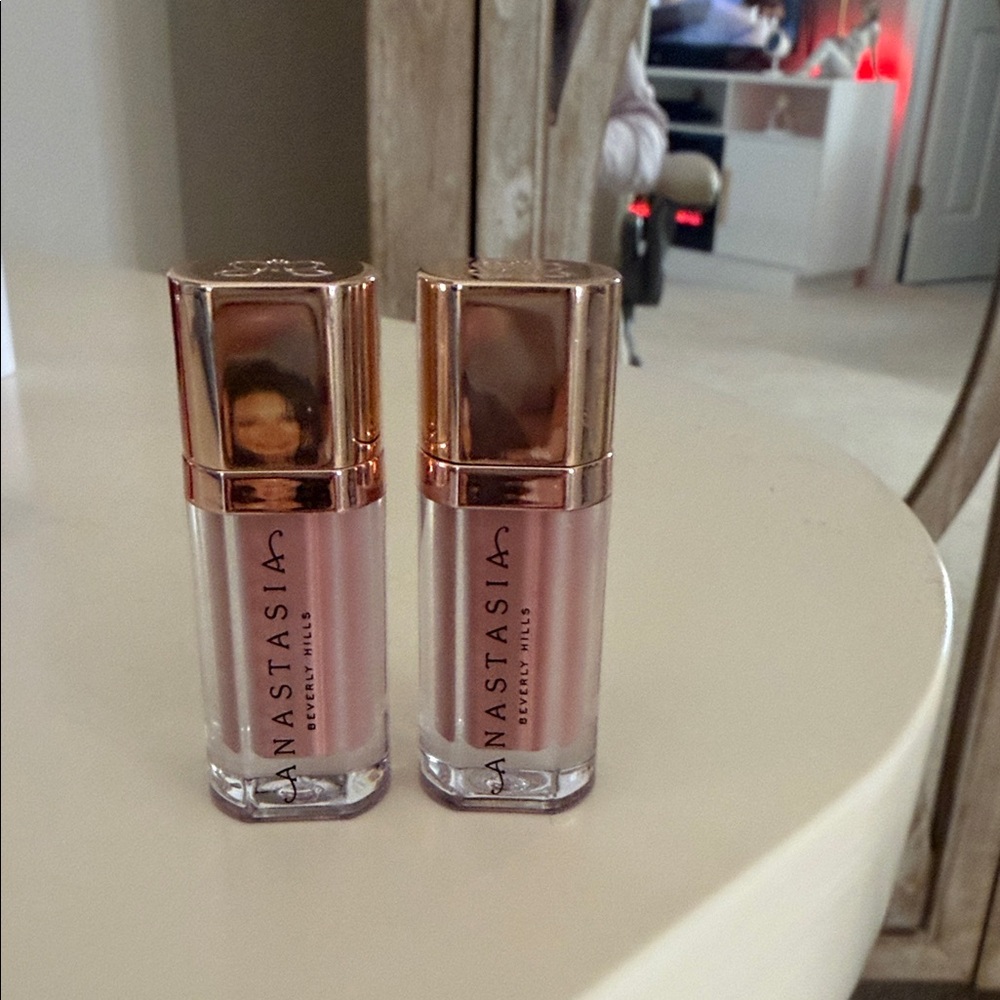 Anastasia Beverly Hills Foundation - Rose Gold Hues